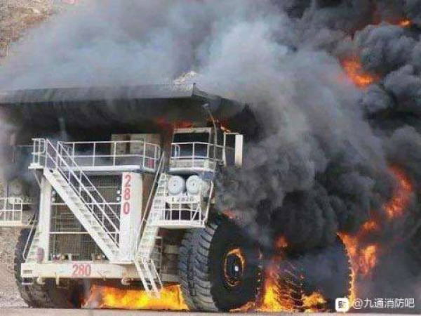 工程矿山车辆发动机自动灭火装置